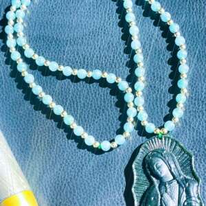 Collar de Jade Negro de la Virgen – Protección y Elegancia en Cada Detalle