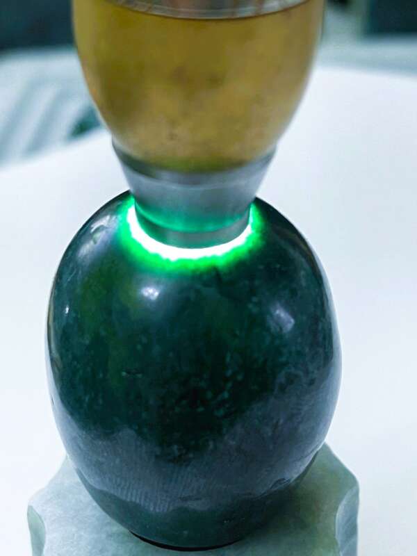 🥚 Huevo de Jade Verde Aguacate – “Equilibrio en tus Manos” - Imagen 8