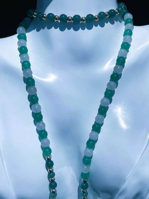 Collar de Jade Princesa Hielo – Azul, Rosado y Verde – Con Dije del Universo 🌍✨ - Imagen 11