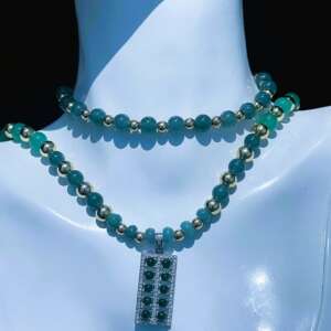 Collar "Sabiduría Eterna" – Jade Princesa, Verde y Cuarzo Rosado con Dije de Ábaco en Jade Esmeralda