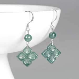 Aretes de Jade Princesa en Forma de Flor de Loto y Plata 925