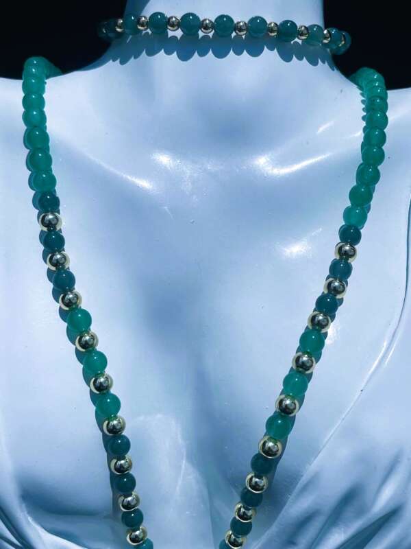 Collar "Sabiduría Eterna" – Jade Princesa, Verde y Cuarzo Rosado con Dije de Ábaco en Jade Esmeralda - Imagen 8