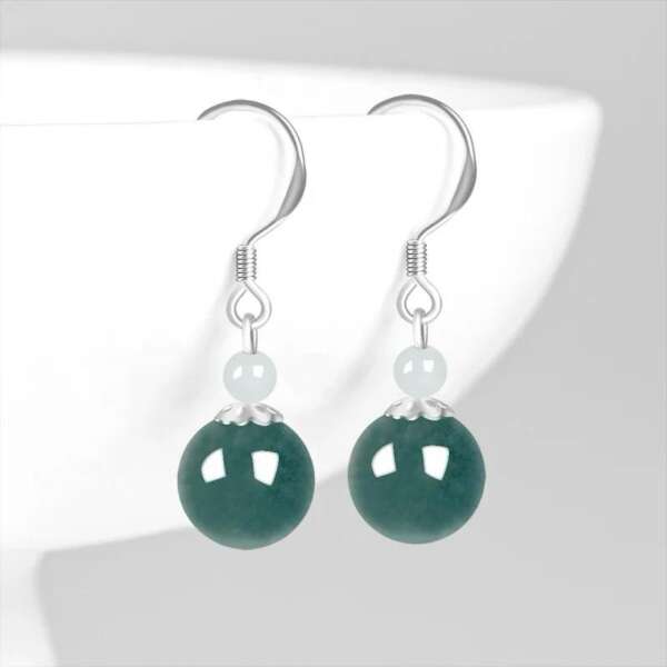 Aretes de Jade Azul Intenso con Jade Blanco en Plata 925 – Doble Esfera de Elegancia